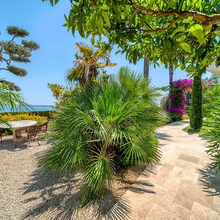 Villa Ref 2128 - - Sea View For Rent Cannes