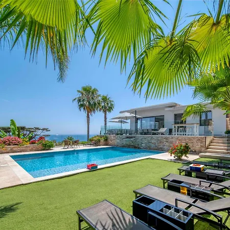 Ref 2128 - - Sea View For Rent
