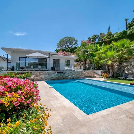Villa Ref 2128 - - Sea View For Rent